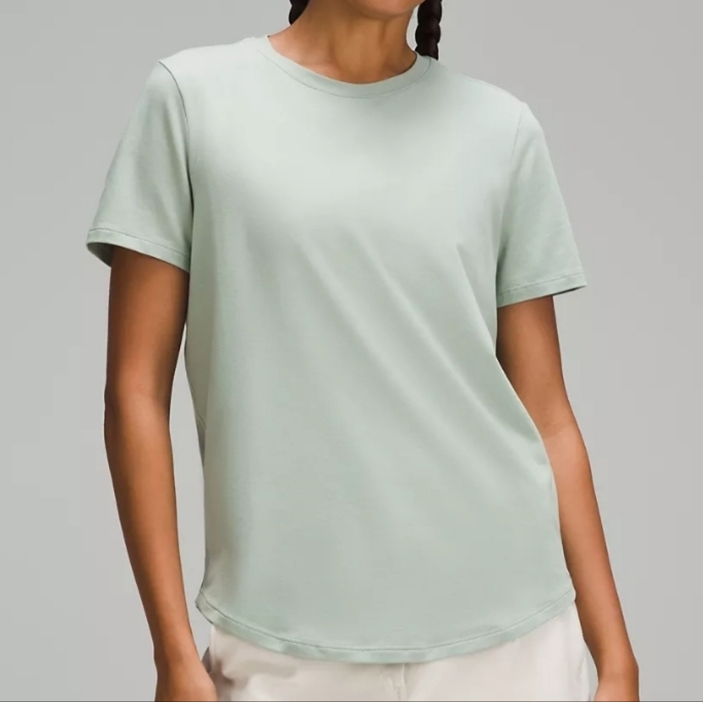 Lululemon Love Crewneck T Shirt- Palm Court- Size 6